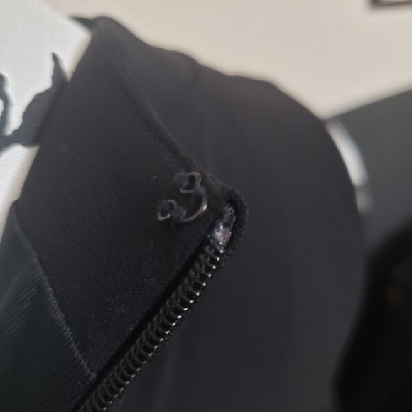 Black dress Cutout neck by Jones Studio Size 2 NWT - Picture 5 of 8